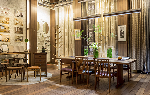 �C���e���[�j 7